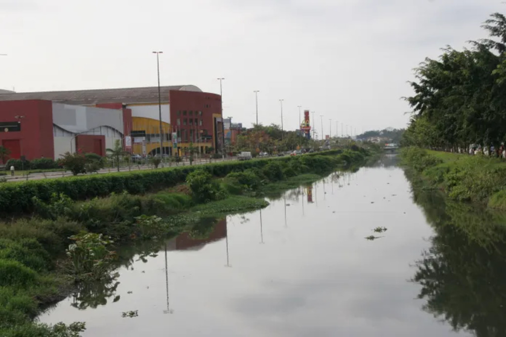 Macrodrenagem do Rio Cachoeira: empresa contratada em Joinville já foi investigada por laudo falso em Porto Alegre