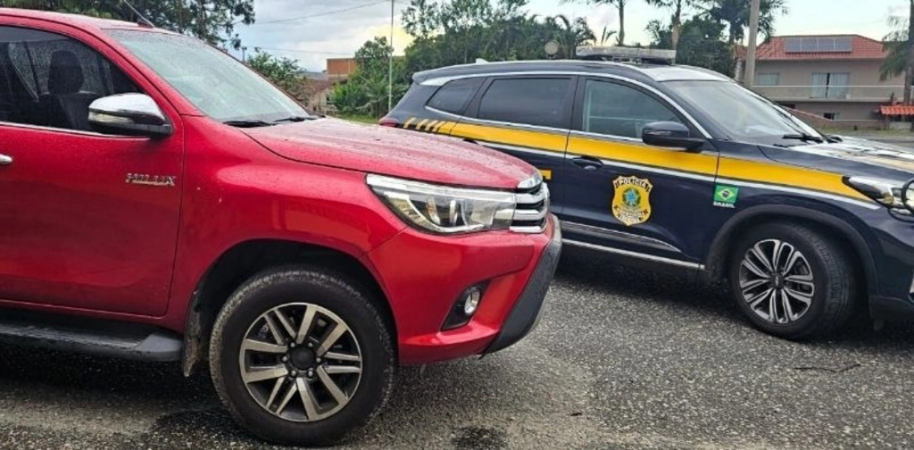 Picape furtada em Bombinhas é recuperada em Joinville